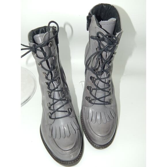 Eric Michael Gray Leather Lace Up Ankle Bootie Size 36 - Picture 1 of 9